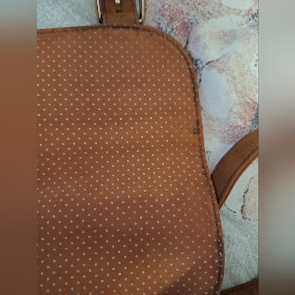 Atmosphere Tan Backpack Drawstring Ajustable Staps Front Zip Pocket - Picture 8 of 16